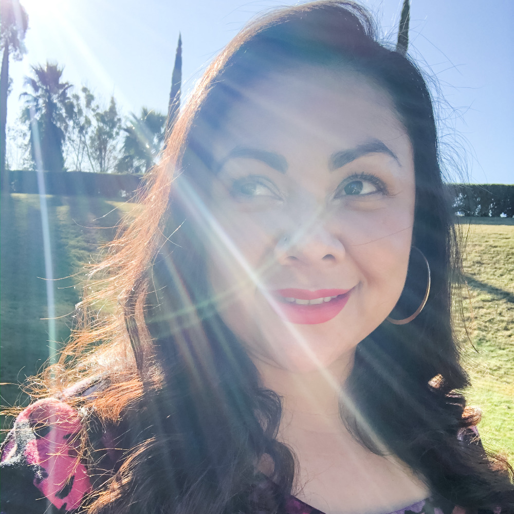 Meet your Posher, Claudia